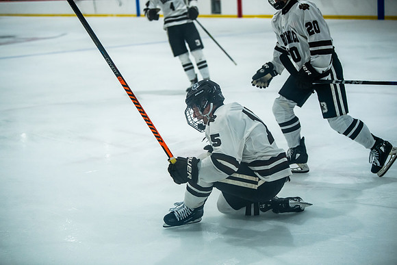 hockey_2023-12-15_bh_5451