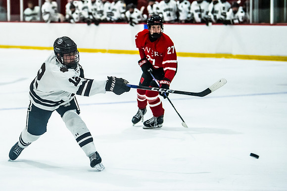 hockey_2023-12-15_bh_5497