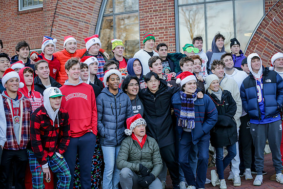 holiday_handshake23_jfess2_1115