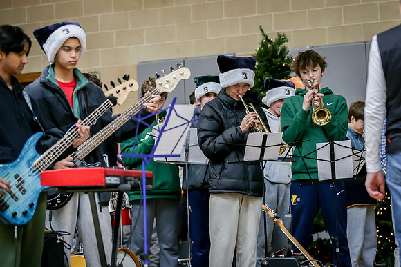holidayassembly23_jfess2_1312