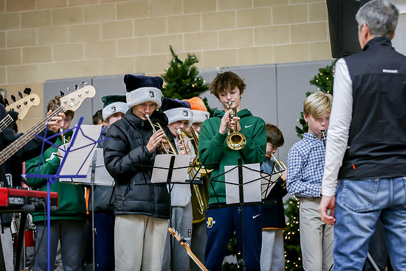 holidayassembly23_jfess2_1316