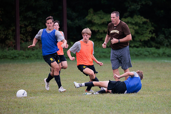 randolphvt2223_tripsoccerpre_scrimmage_bdf2_9519