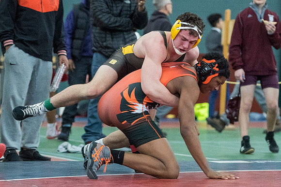 wrestling_wneiswa18_dburns_4451