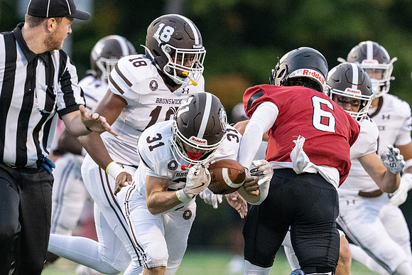 football_2024-09-20_dburns1_3704