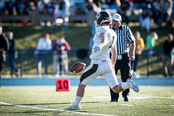 football_nepsac16_wkl_3840
