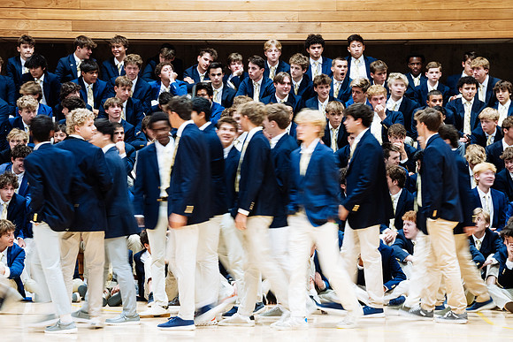 firstday24_assembly_jk_4595