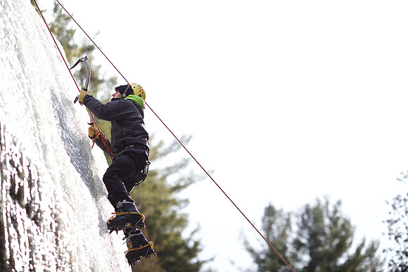 campdudley16_iceclimbing_bd_5695