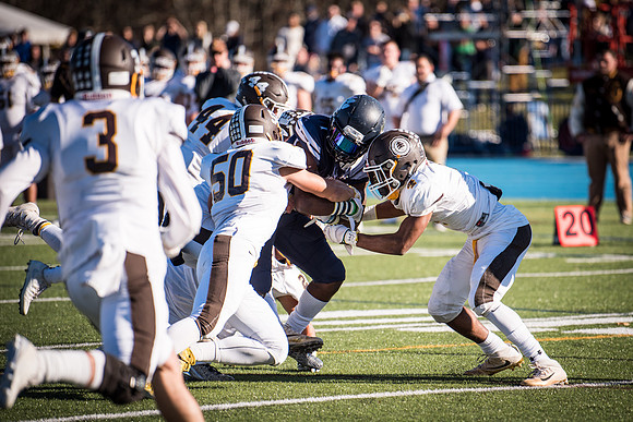 football_nepsac16_wkl_3673