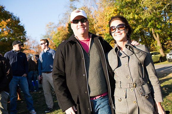 alumni_tent_crowd_hc13_jk_6653