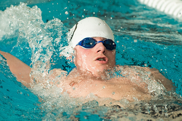 swimming_dburns_9550