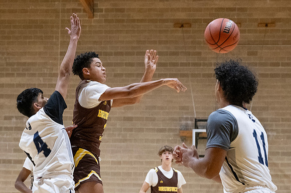 basketball_jv_2023-12-06_dburns_3595