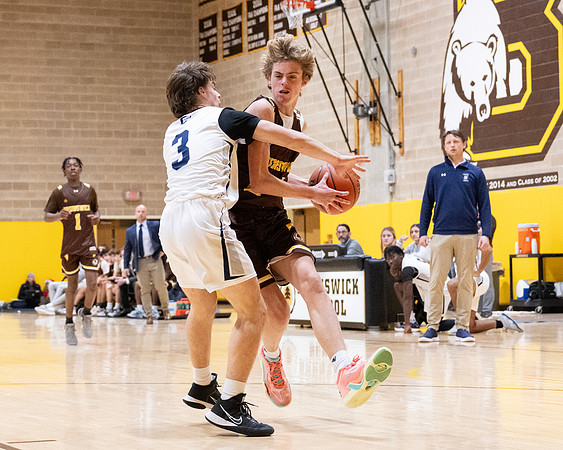 basketball_jv_2023-12-06_dburns_3754