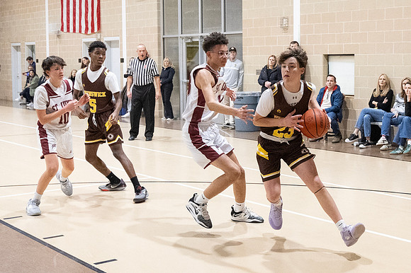 basketball_9th_2023-12-12_dburns_5882