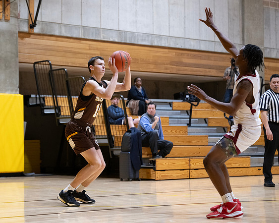 basketball_2023-12-13_dburns1_2398