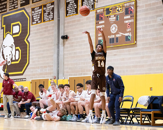 basketball_2023-12-13_dburns1_2659