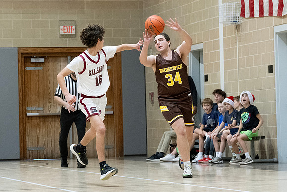 basketball_3rds_2023-12-13_dburns_2066