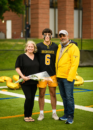 lacrosse_2025-05-13_seniorday_wkl1_8454