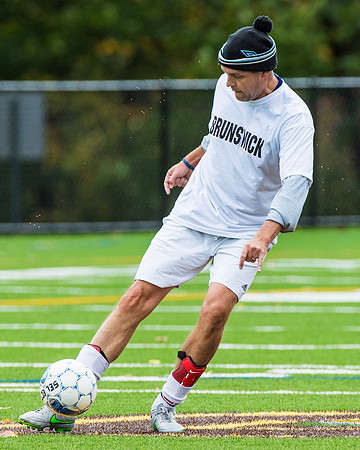 alumni_soccer16_db_4571