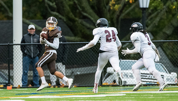 hc16_football_db_4889