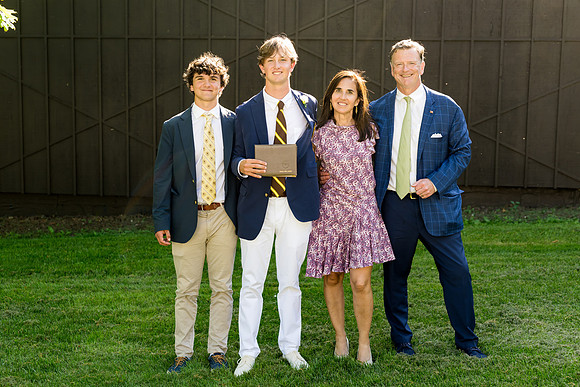 graduation24_post_ah_0847