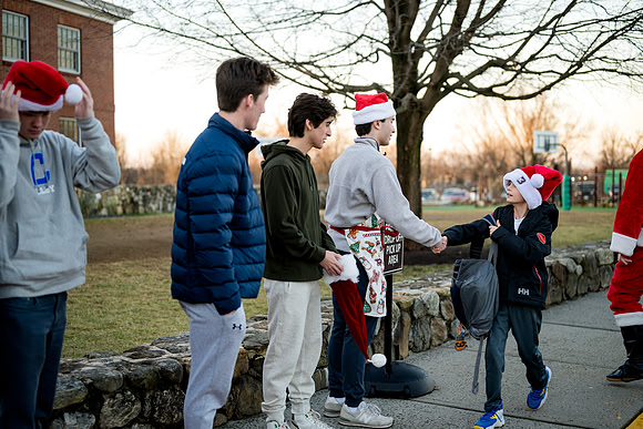 holiday_handshake24_ah_0012