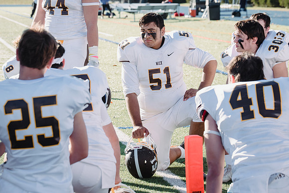 football_nepsac16_hp_2860