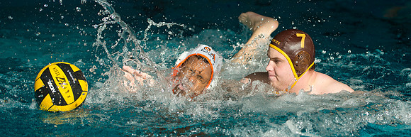 waterpolo_liquid4_01semifinal_bwk-suf_dburns_5017a