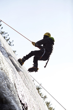campdudley16_iceclimbing_bd_5779
