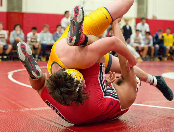 wrestling_towncrown_dburns_8196