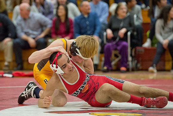 wrestling_towncrown_dburns_8315