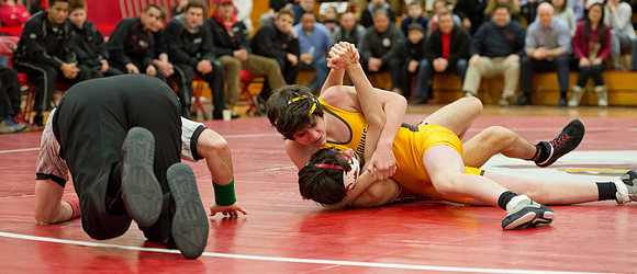 wrestling_towncrown_dburns_7483