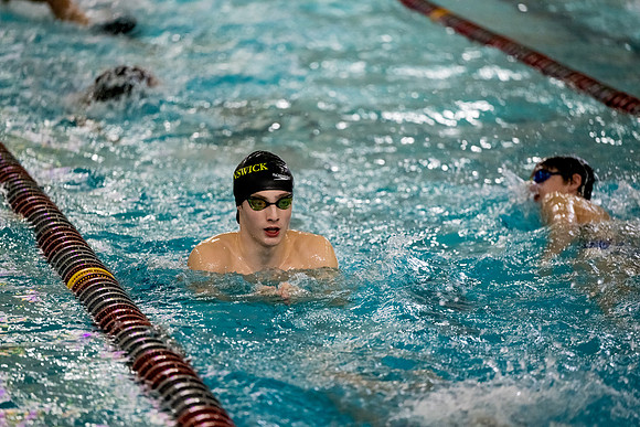swimming_2024-02-10_ah_0001