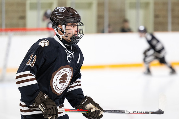 hockey_2024-02-09_dburns_3450