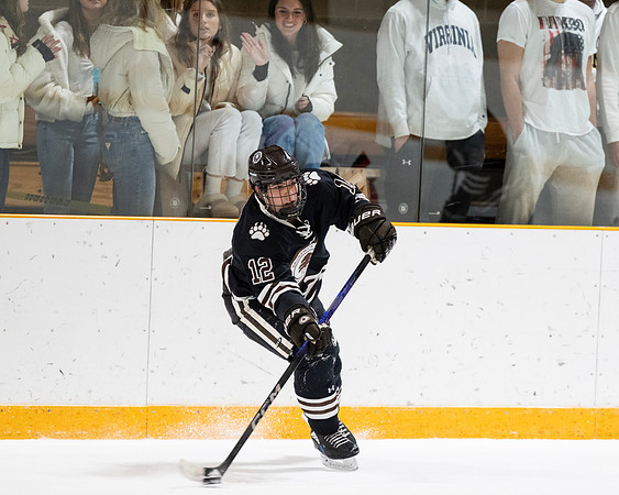 hockey_2024-02-09_dburns_3848