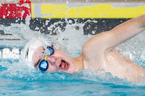 swimming_2024-02-03_dburns_9534