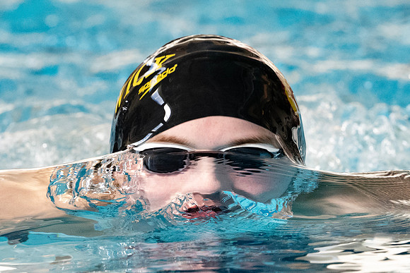 swimming_2024-02-03_dburns_0349