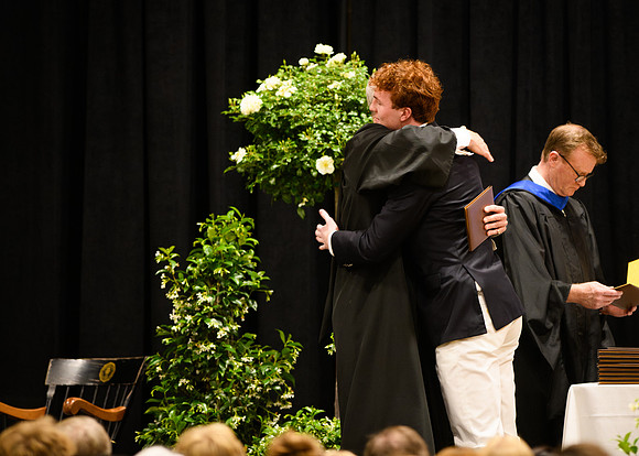 graduation25_diploma_wkl1_5324