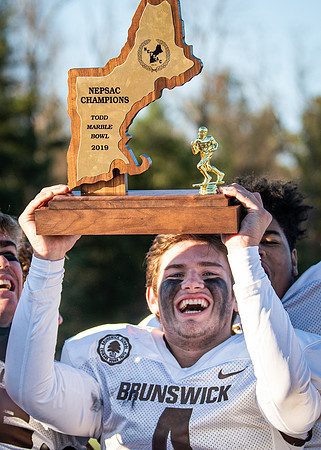 football_nepsac19_wkl5_3390