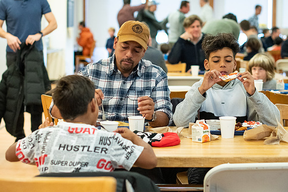 fatherson_bfast23_wkl1_0815