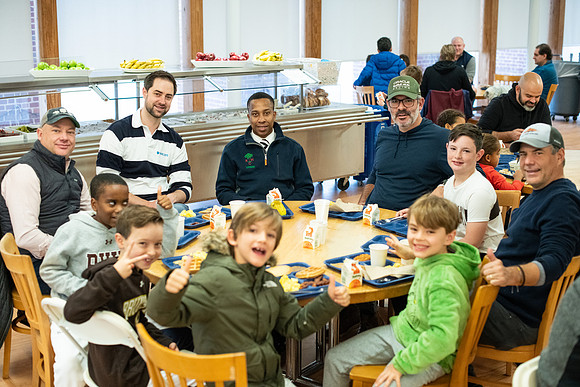 fatherson_bfast23_wkl1_1033