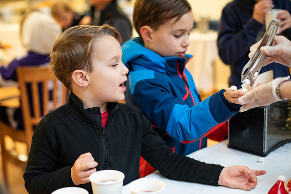 fatherson_bfast23_wkl1_1182