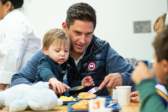 fatherson_bfast23_wkl2_6832