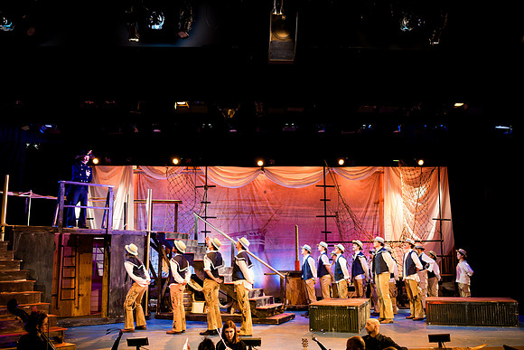 hmspinafore_springmusical25_sat2_us_ah_0095