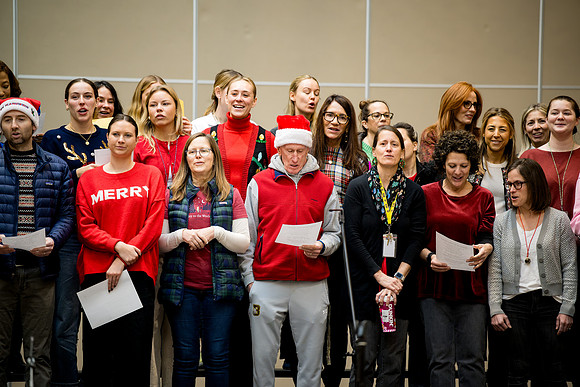 holiday_assembly24_ah_0402