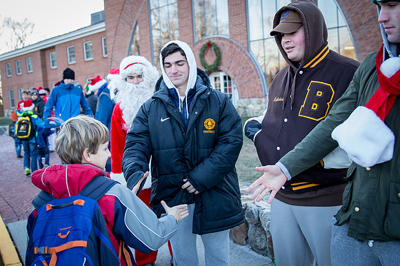 holiday_handshake16_jfess__4834