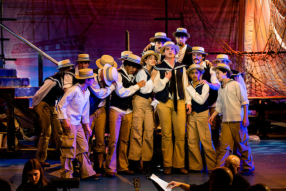 hmspinafore_springmusical25_sat2_us_ah_0079