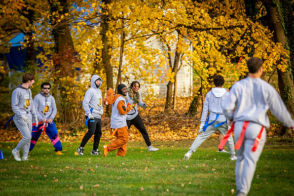 turkeybowl24_us_jfess2_1610