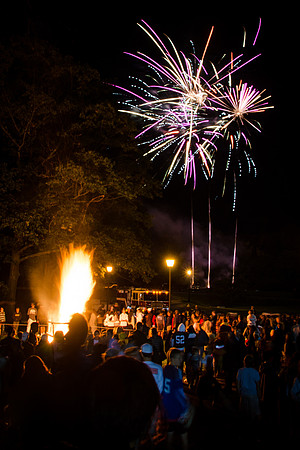 hc15_bonfireworks15_wkl_3369