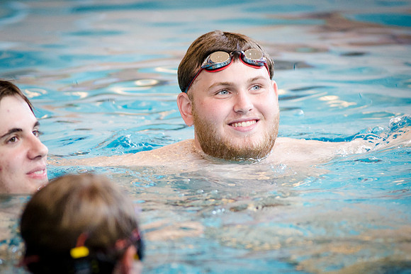 pool_firstsplash_wkl_0798