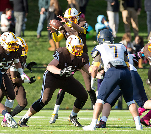 hc15_football_dburns_1005